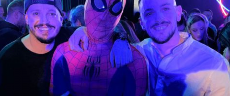 Donaldi si Spiderman, po Trixa si u duk sonte?