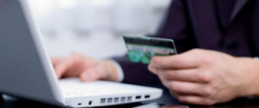 Vazhdojnë mashtrimet gjatë shit-blerjeve online, tjetër gjë porositet, tjetër gjë dërgohet